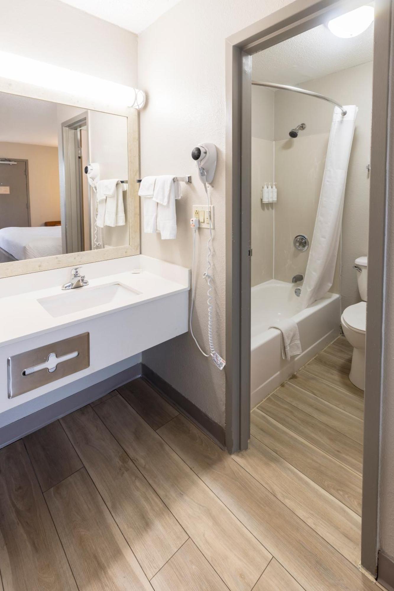 Days Inn By Wyndham Florence Cincinnati Area Luaran gambar